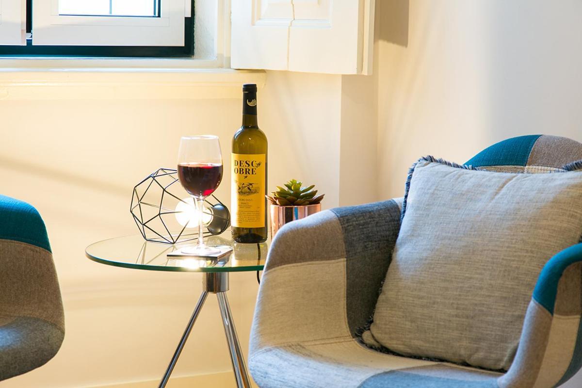 Lovelystay - Cozy 3Bdr Apartment In Estrela Лиссабон Экстерьер фото